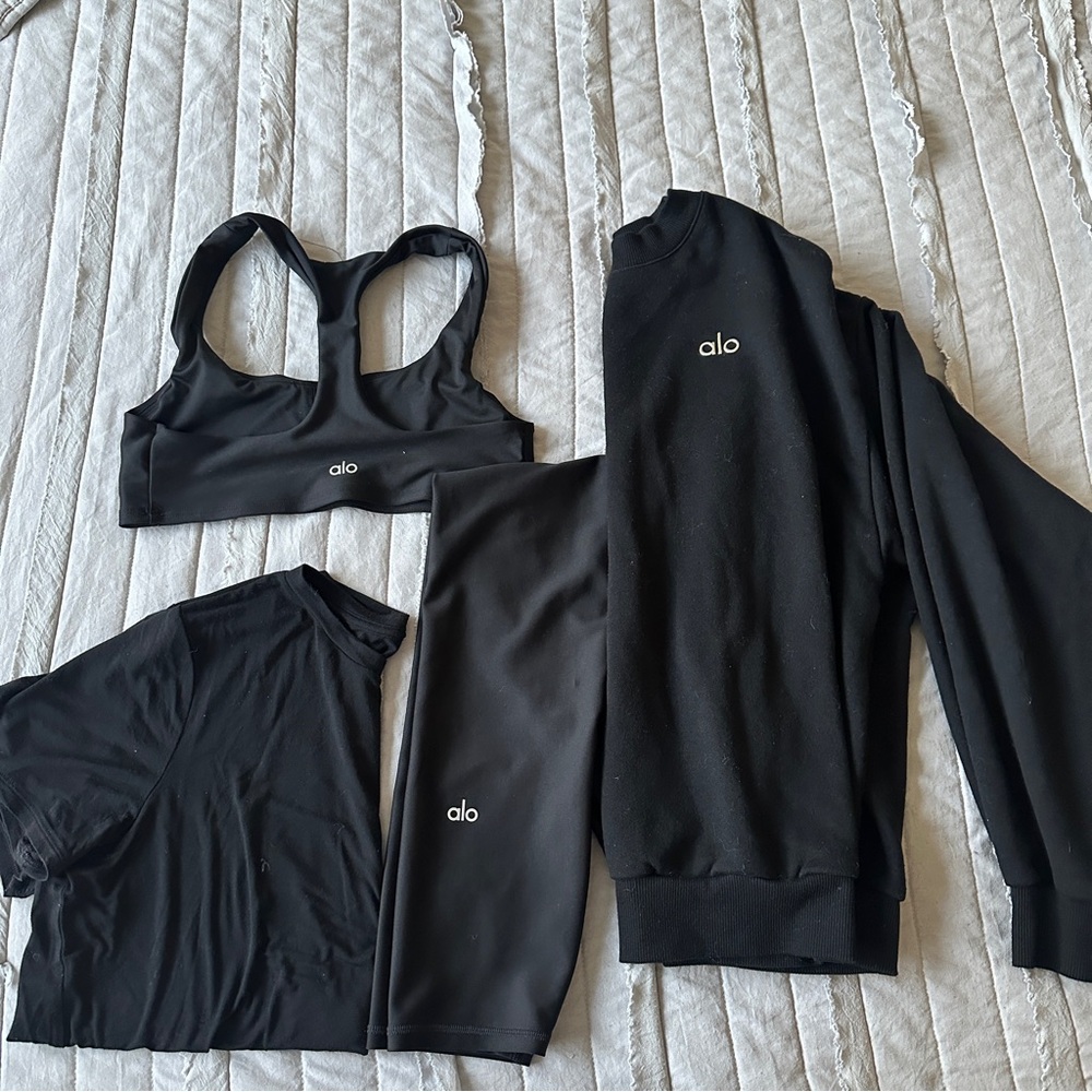 Alo 4 piece Set!
